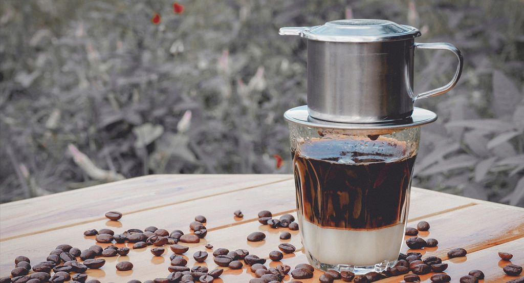 Vietnamese phin brewing method